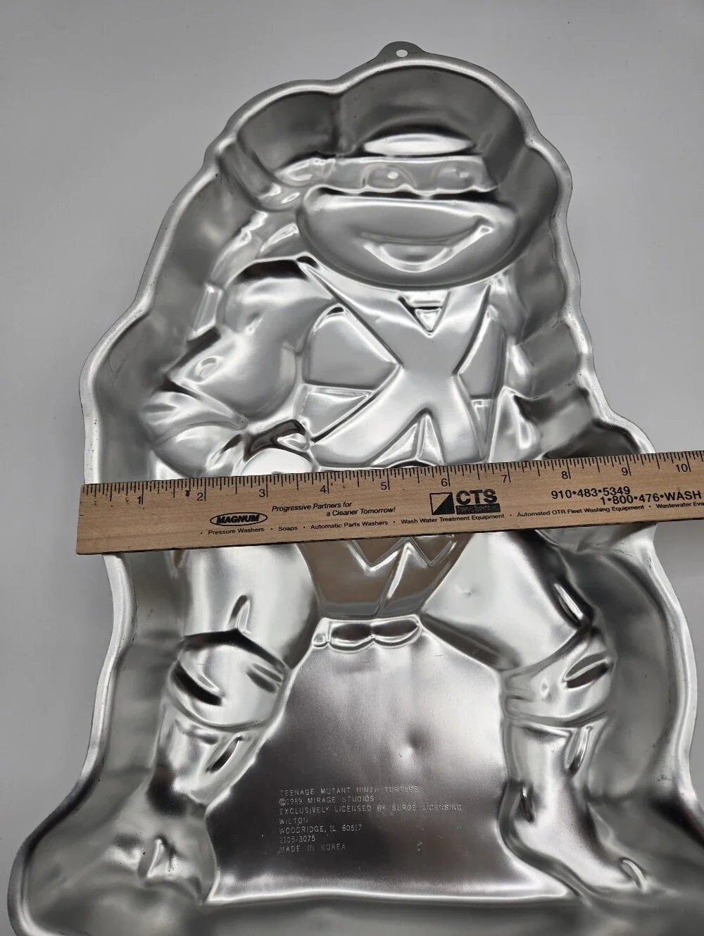 Vintage Wilton 1989 Teenage Mutant Ninja Turtles Michelangelo Aluminum Cake Pan